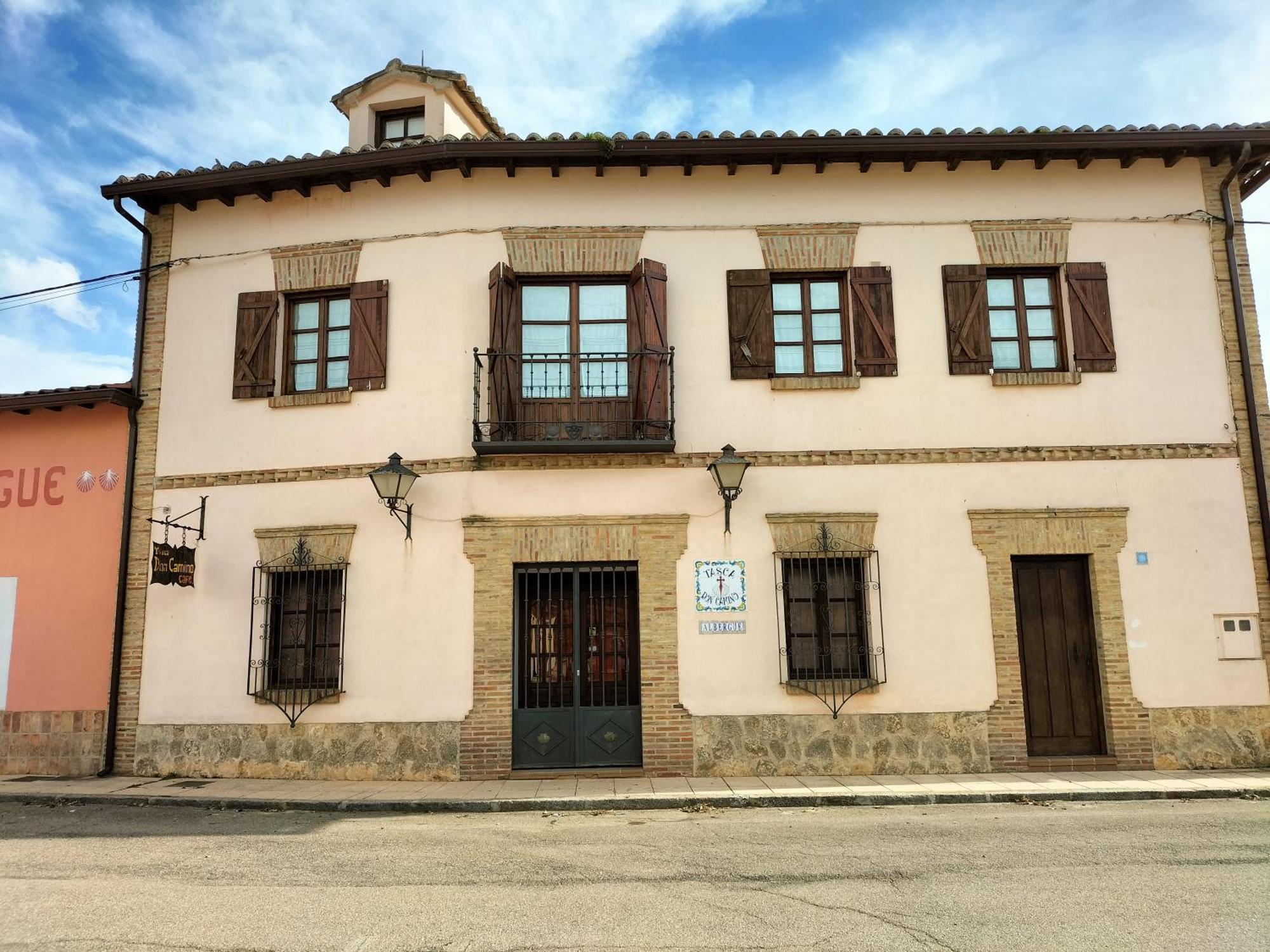 Don Camino Low Cost Villalcázar de Sirga Zewnętrze zdjęcie